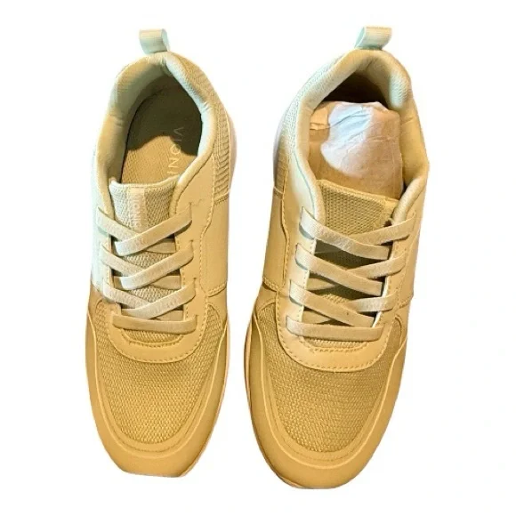 VIONIC Shay II Women's sneakers, frost white, 7 1/2 Wide, NEW in box, never worn - Picture 9 of 11